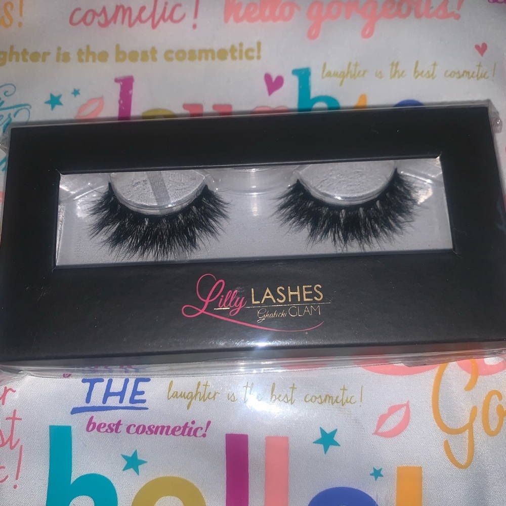 Lilly Lashes Mykonos